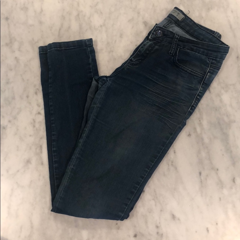 Stretchy skinny jeans size 27!